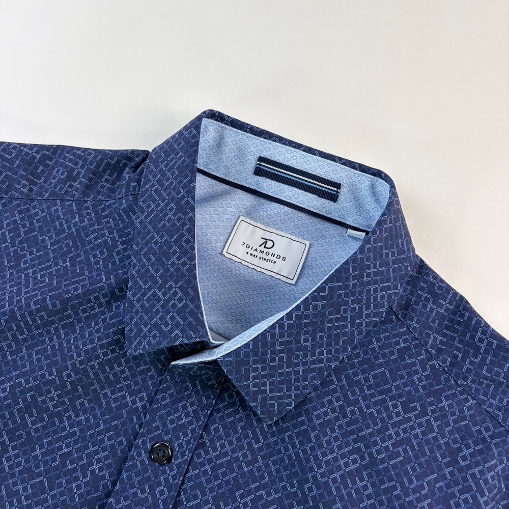 7 Diamonds 4 Way Stretch Shirt Mens Small Navy Geometric Short Sleeve Casual